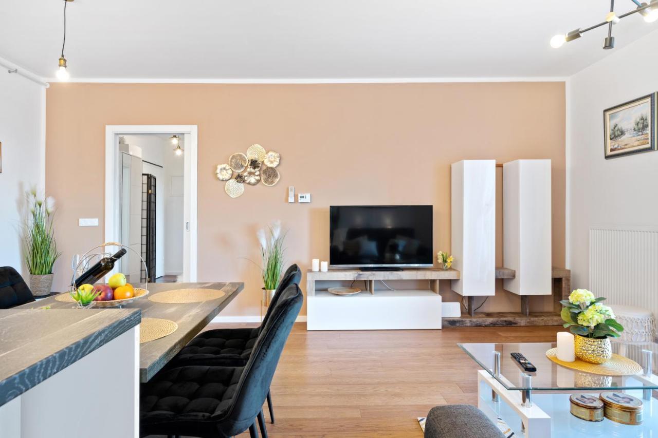 Apartments Karla & Jakov Шибеник Экстерьер фото
