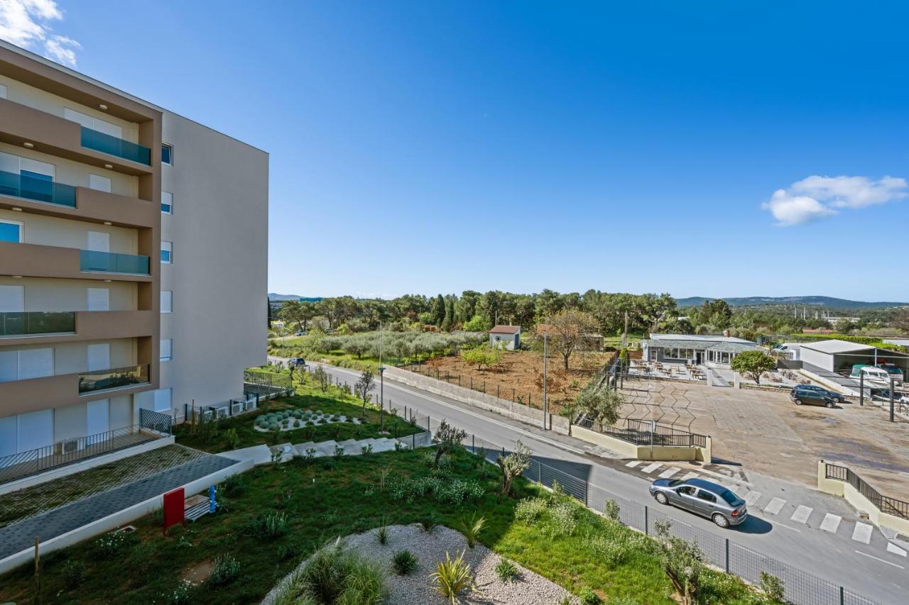 Apartments Karla & Jakov Шибеник Экстерьер фото