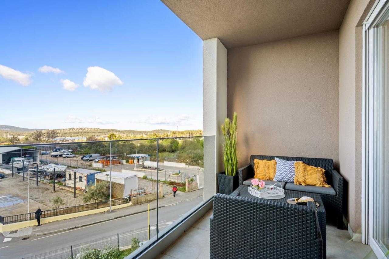 Apartments Karla & Jakov Шибеник Экстерьер фото